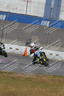 media/Nov-26-2022-Fastrack Riders (Sat) [[b001e85eef]]/Level 2/Session 3 Outside Turn 9/